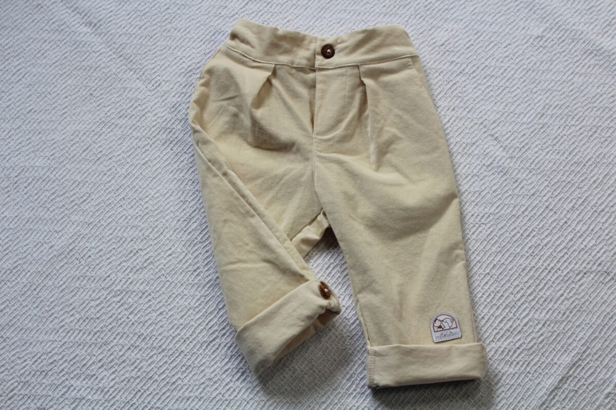 bouton bois pantalon velours blanc enfant